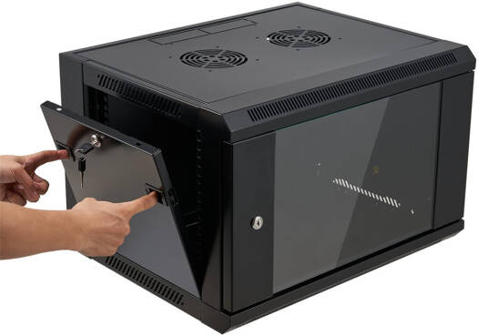 6U SERVER RACK CABINET — 600×450MM